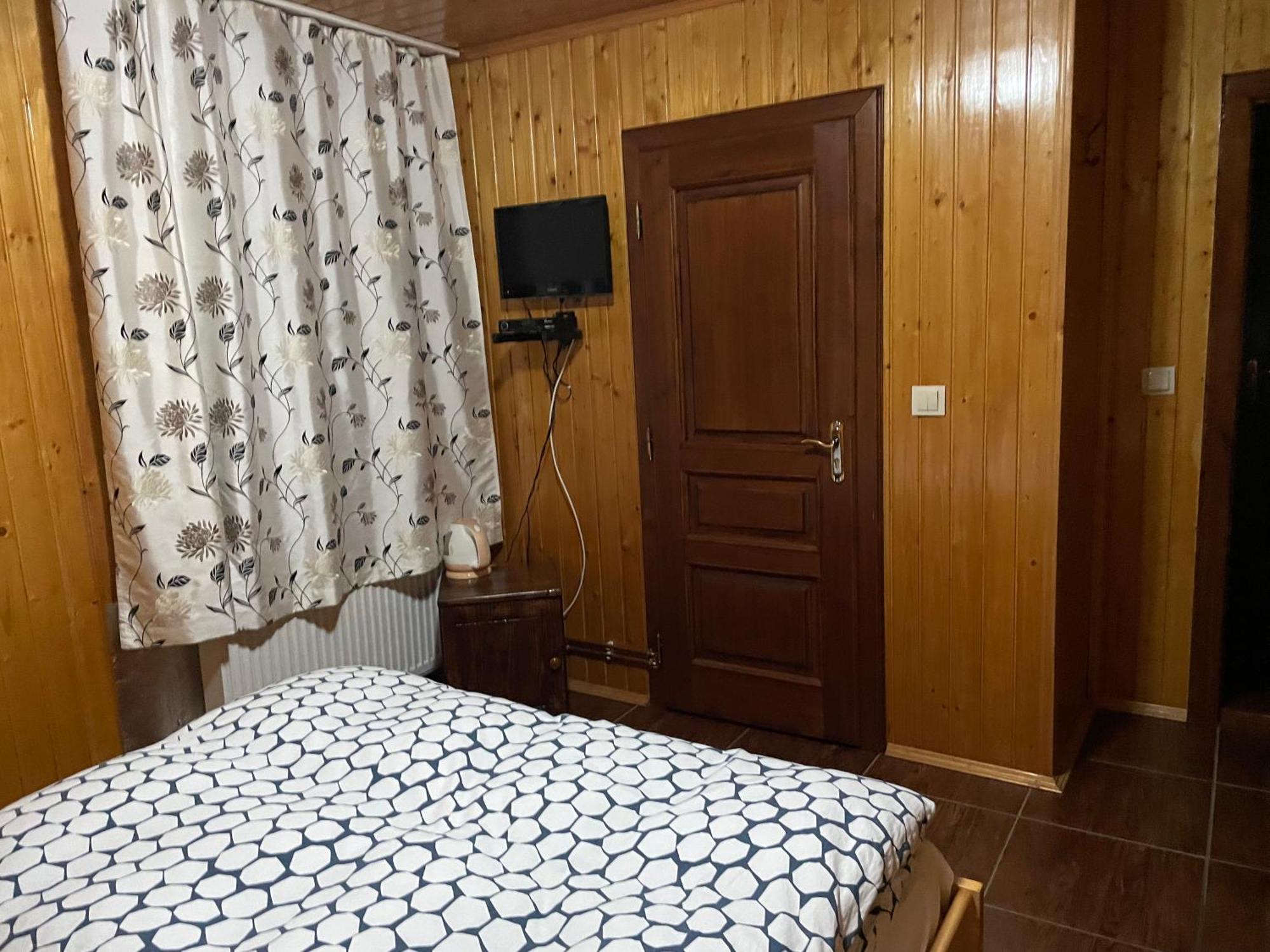 Guest House Nad Tisou Kvasij Eksteriør bilde